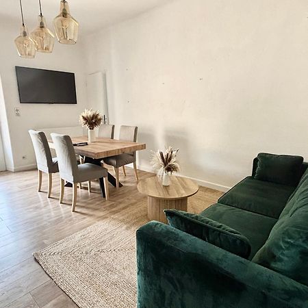 Appartement Eygalieres Avec Petit Jardin Eygalières Exterior foto