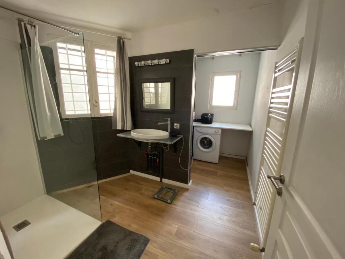 Appartement Eygalieres Avec Petit Jardin Eygalières Exterior foto
