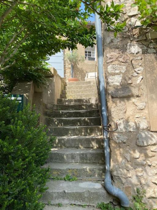 Appartement Eygalieres Avec Petit Jardin Eygalières Exterior foto